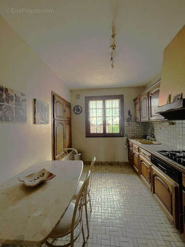 Maison à FLEURY-LES-AUBRAIS