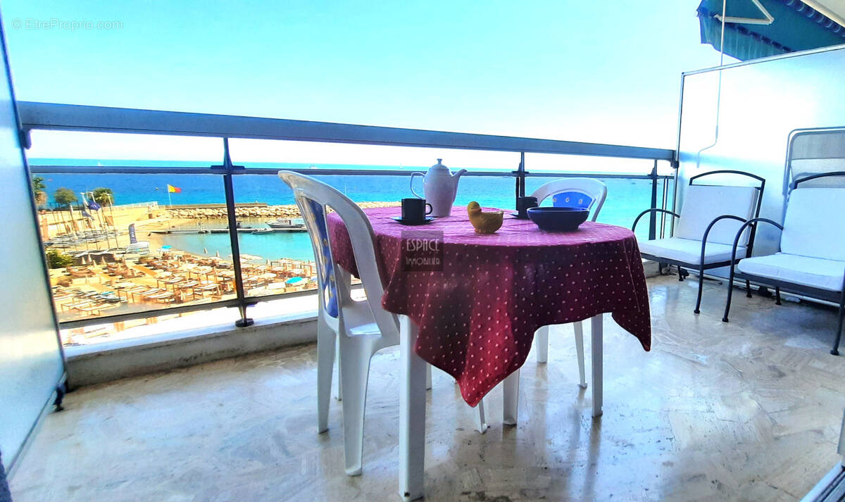 Appartement à ROQUEBRUNE-CAP-MARTIN