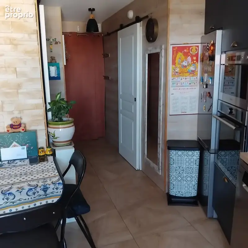 Appartement avec petite vue mer, balcon et parking privatif - photo 8
