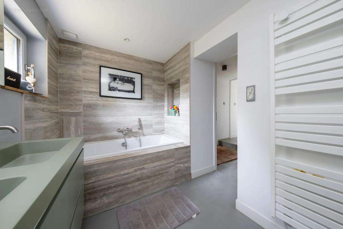 Maison à MONTGAILLARD