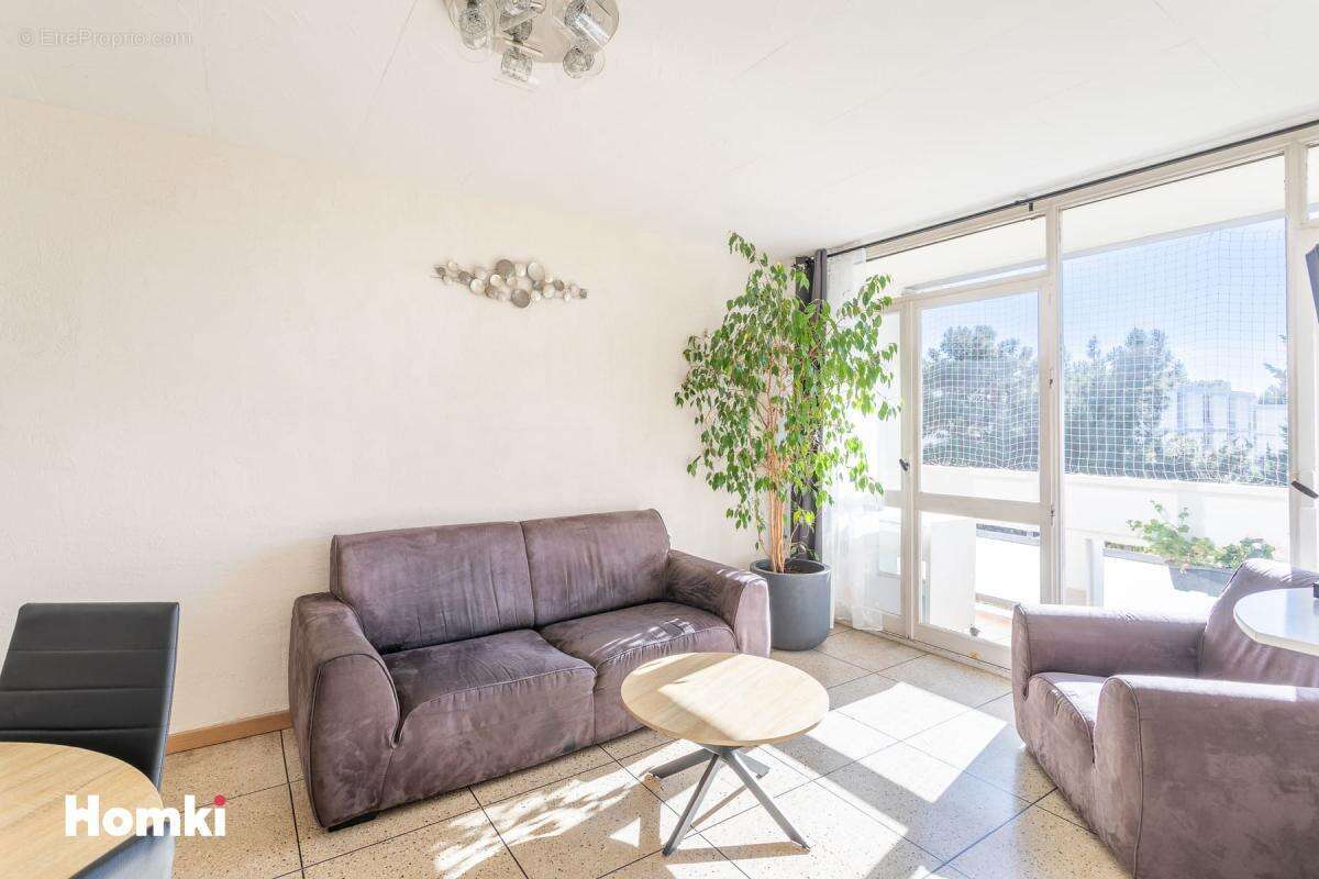 Appartement à MARSEILLE-12E