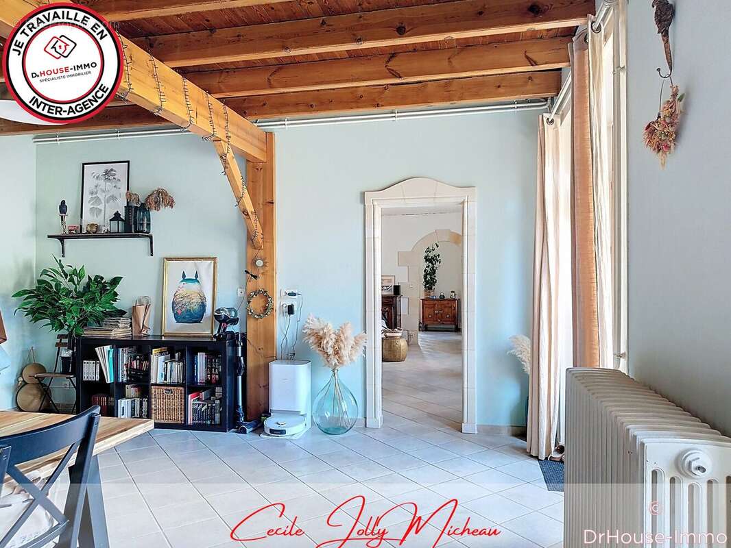 Maison à SAINT-GENES-DE-BLAYE