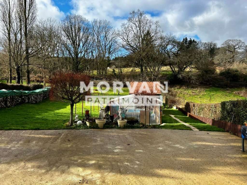 Maison à SAINT-SAULGE