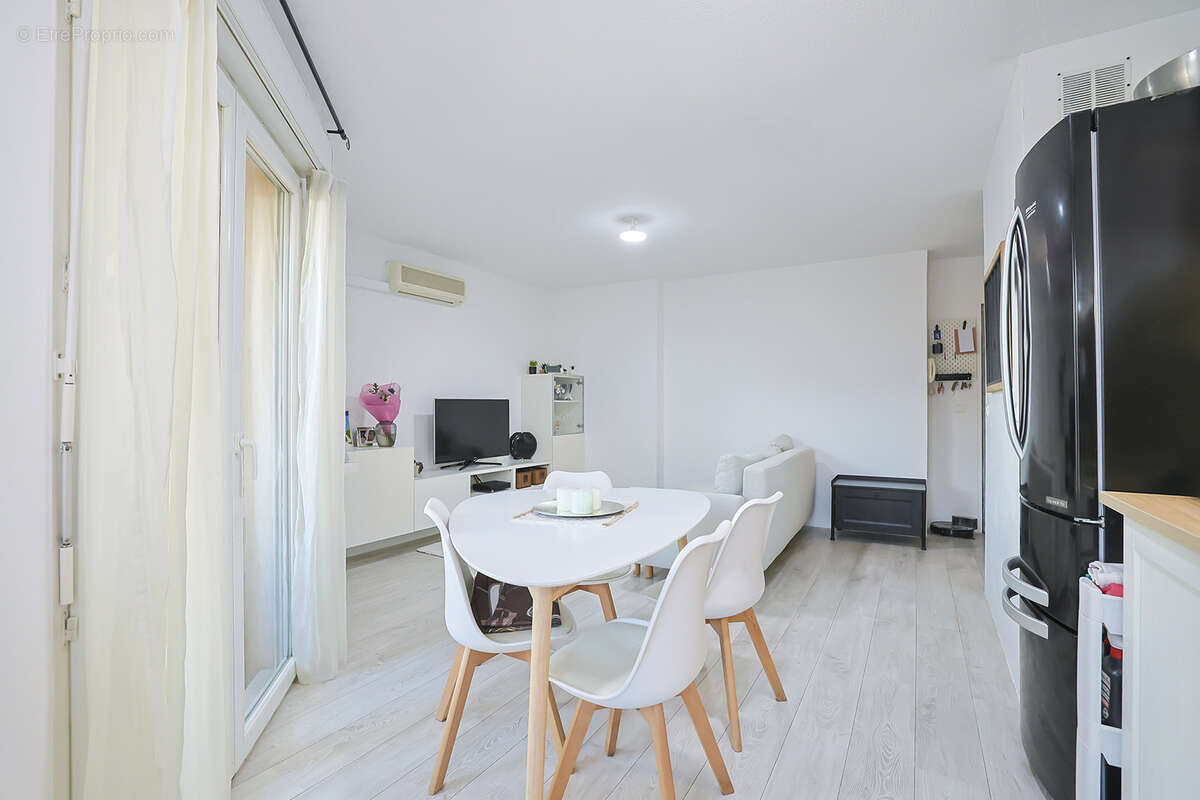 Appartement à HYERES