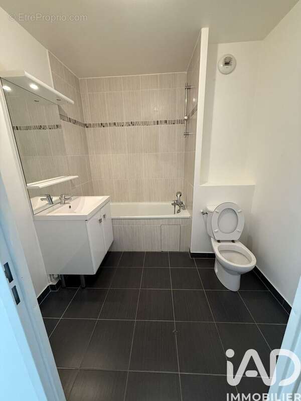 Photo 8 - Appartement à OZOIR-LA-FERRIERE
