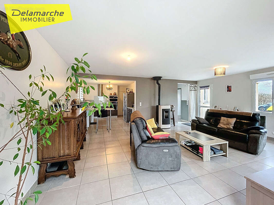 Maison à COUDEVILLE-SUR-MER