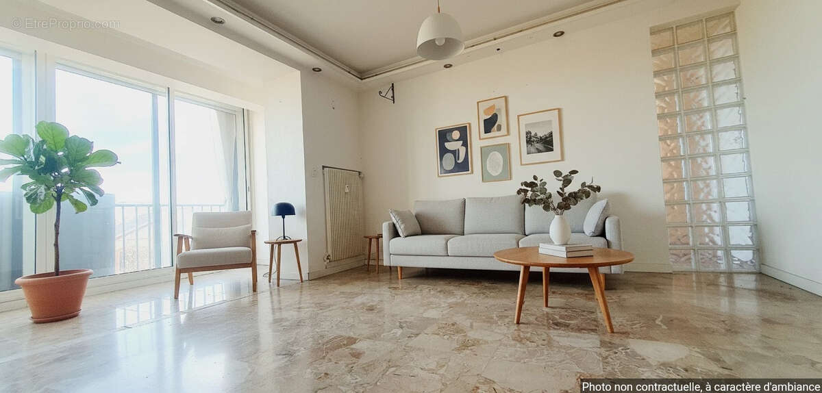 Appartement à NIMES