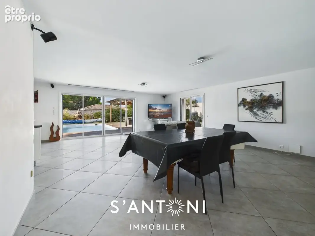 Villa de standing au Grau d'agde sur une parcelle de 880m² avec piscine - photo 4
