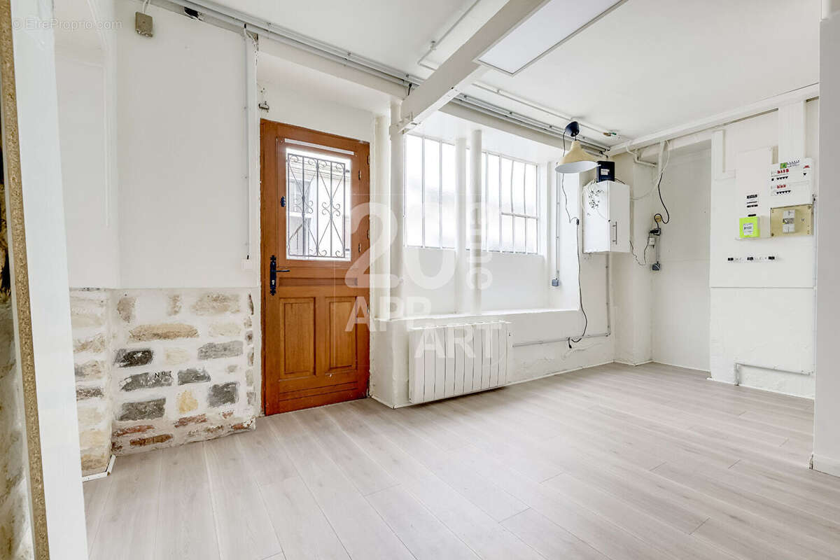 Appartement à PARIS-20E