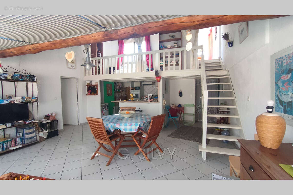 Appartement à ORANGE