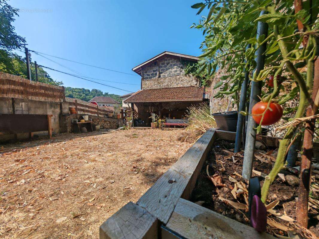 Maison 144 m² à Reaumont  - photo 16