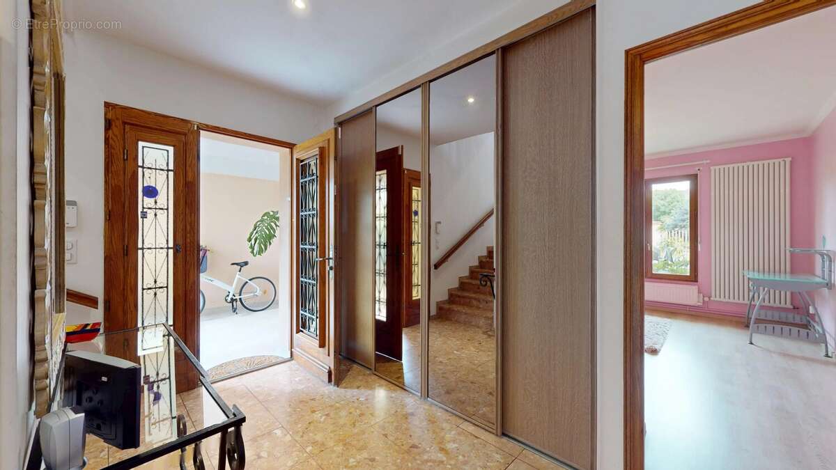 Maison à VILLEMOMBLE