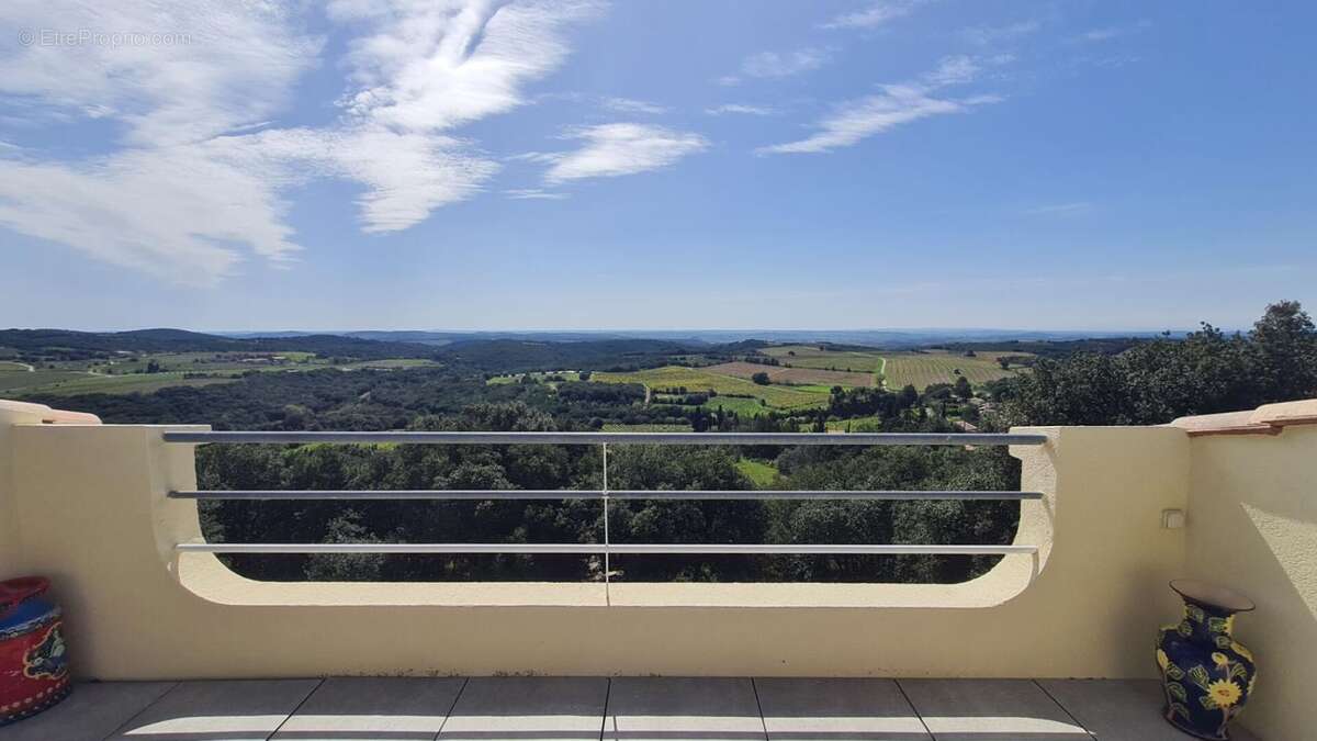 Magnifique villa avec vue panoramique sur 2746m² de terrain - photo 6