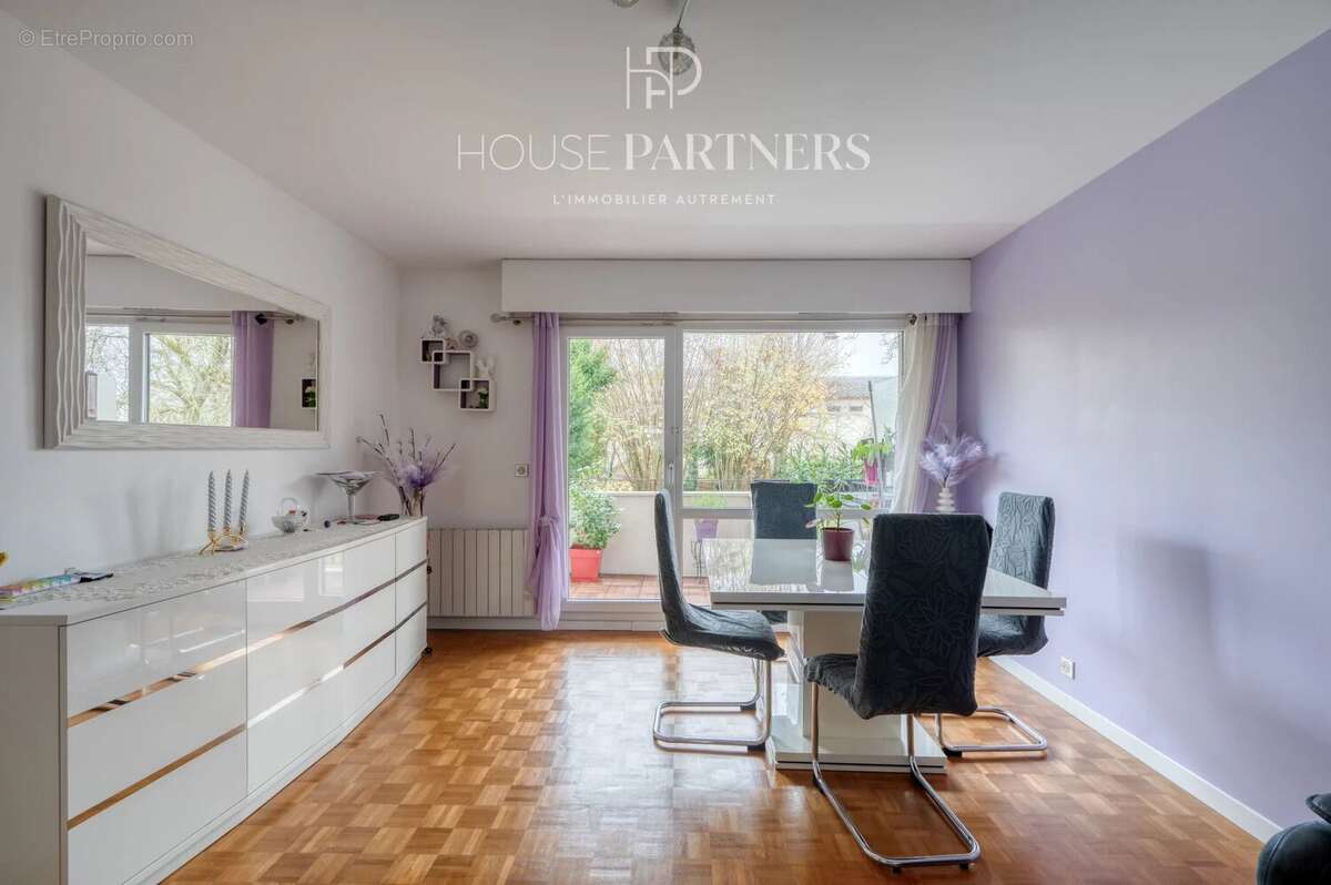 Appartement à RUEIL-MALMAISON