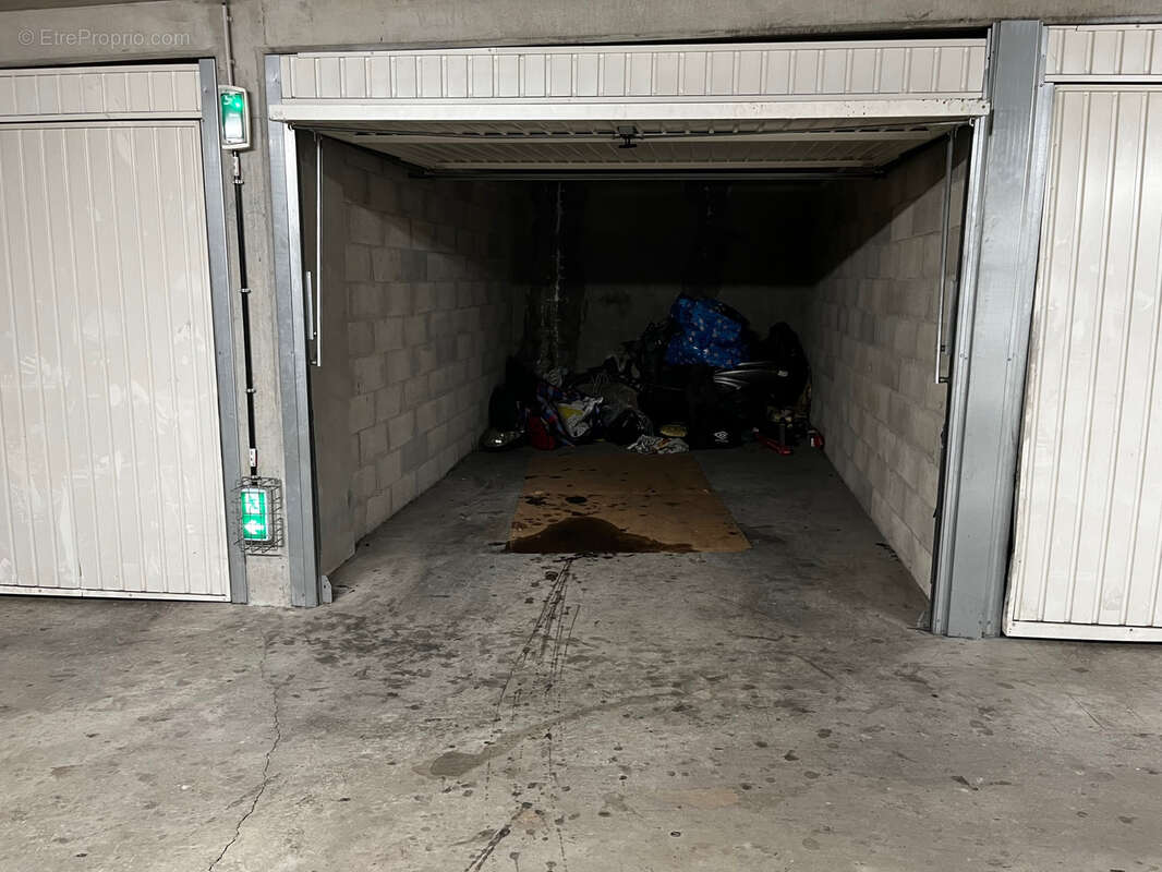 Appartement à MARSEILLE-2E