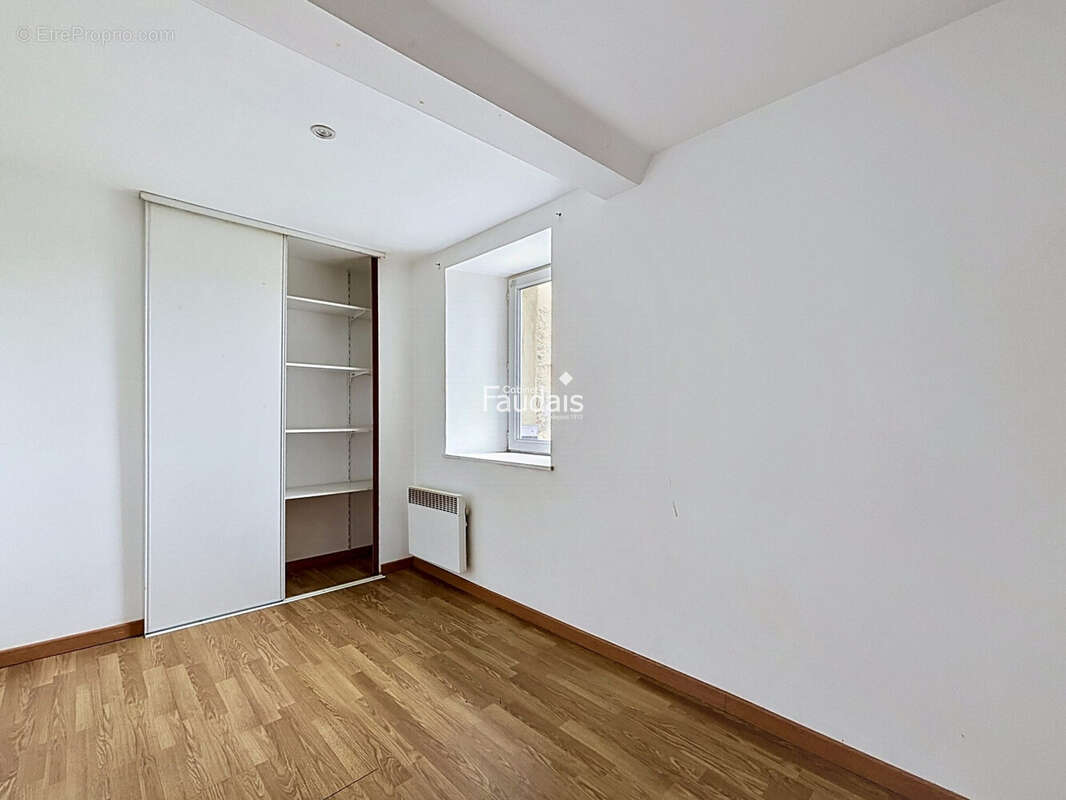 Maison 112 m² à Airel  - photo 4