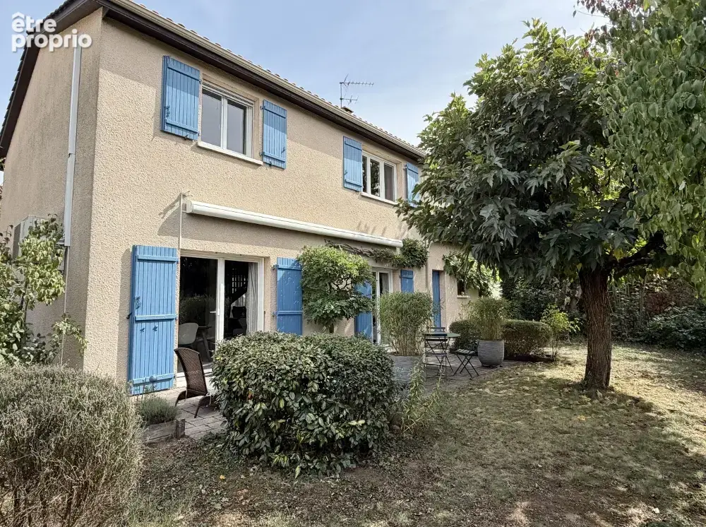 CRAPONNE proche du centre et au calme, belle maison de 124 m2 avec 4 chambres sur terrain de 427 m2 - photo 16