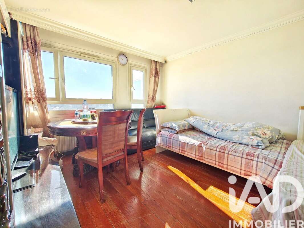 Photo 4 - Appartement à PARIS-18E