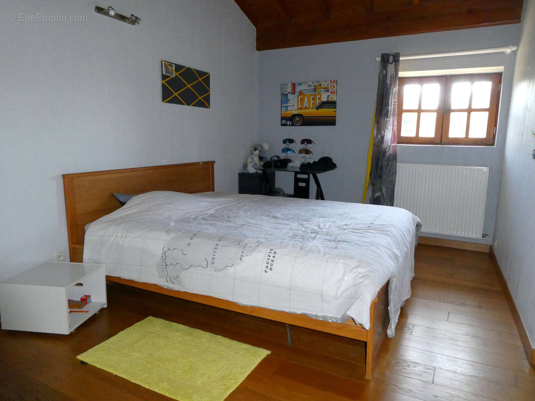 Maison à LONGESSAIGNE