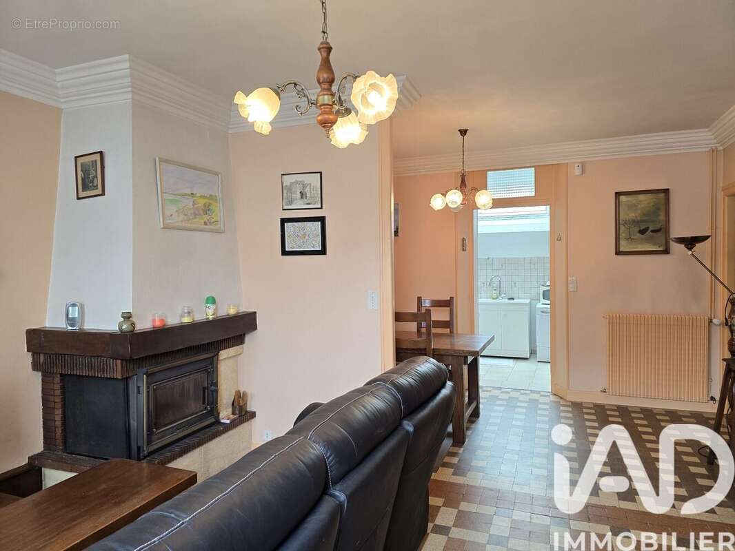 Photo 2 - Maison à VILLIERS-SAINT-GEORGES