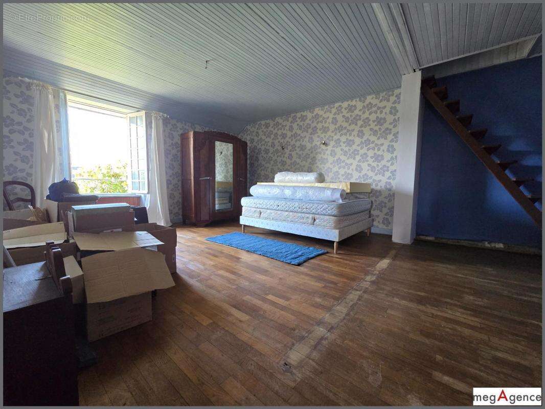 Maison à SAINT-AUBIN-DU-CORMIER