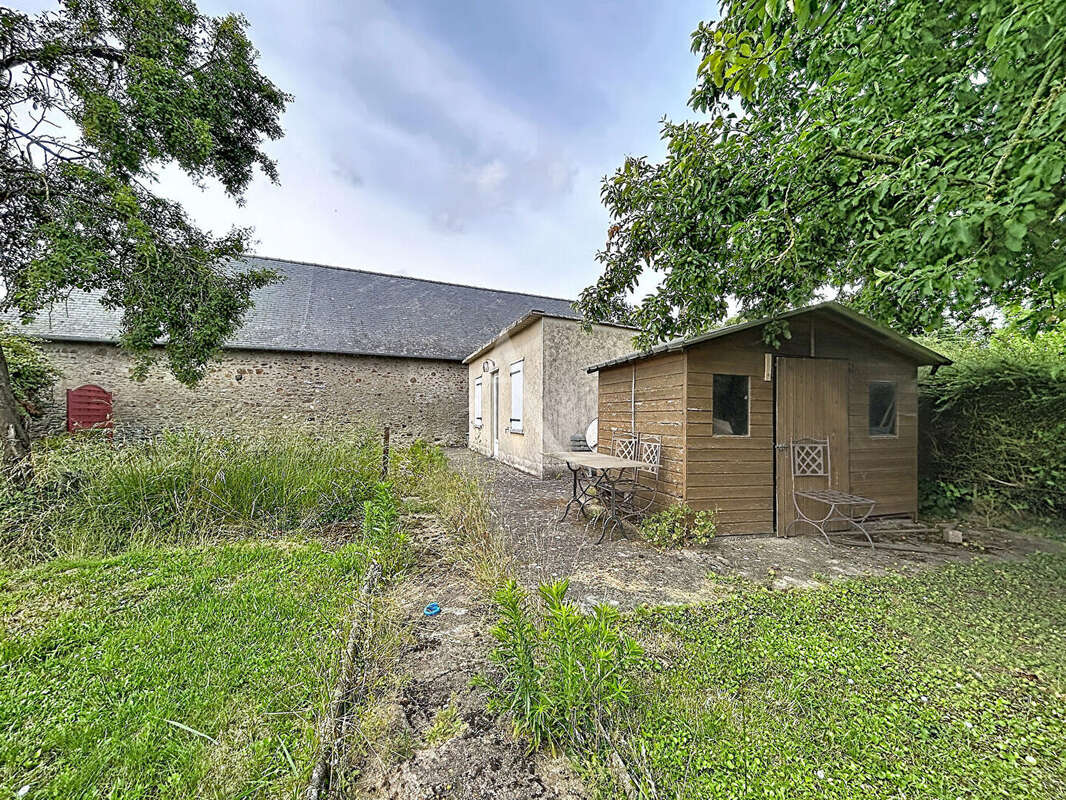 Maison - 3 chambres - 127 m² - MARIGNE PEUTON - photo 18