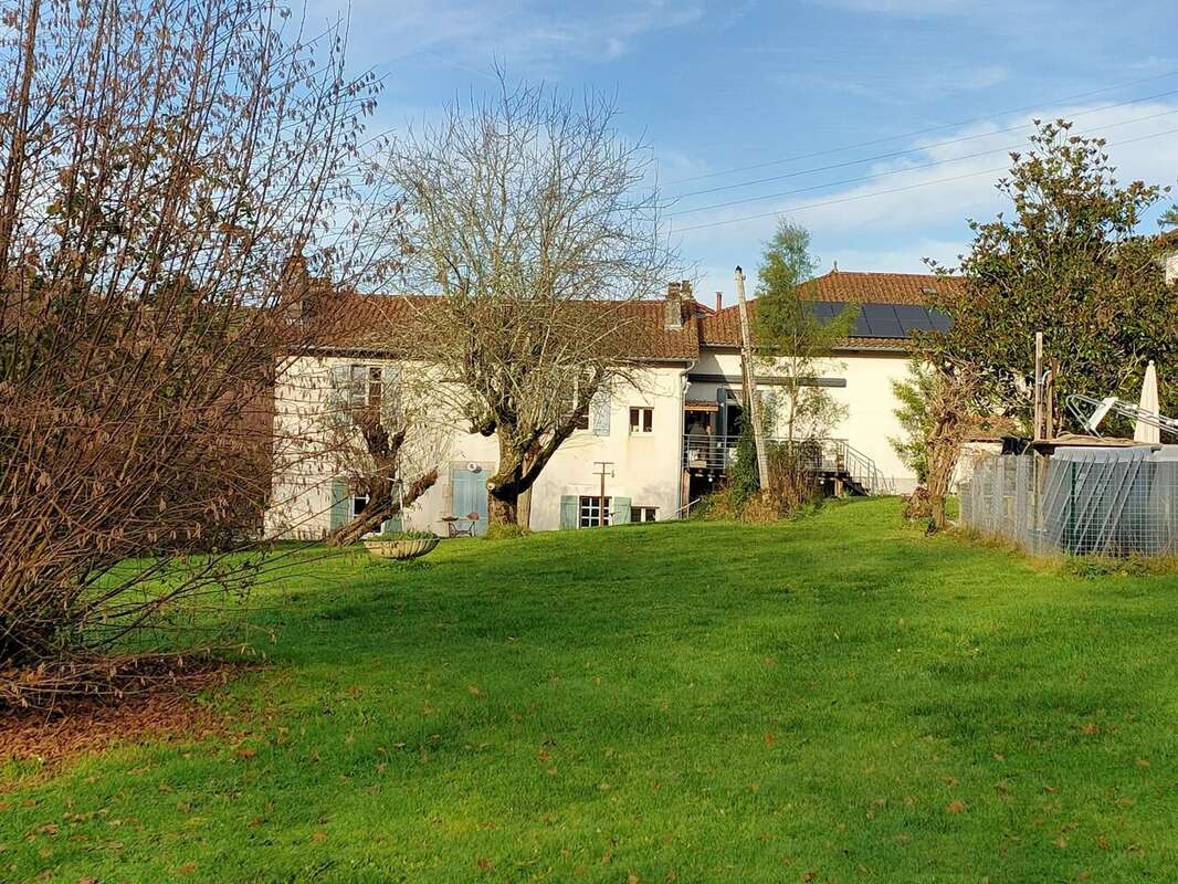 Maison à ROCHECHOUART