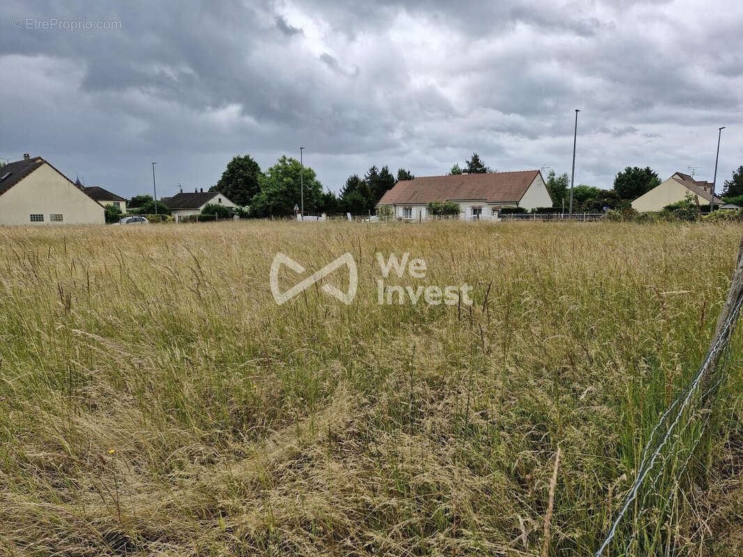 Terrain à CEPOY