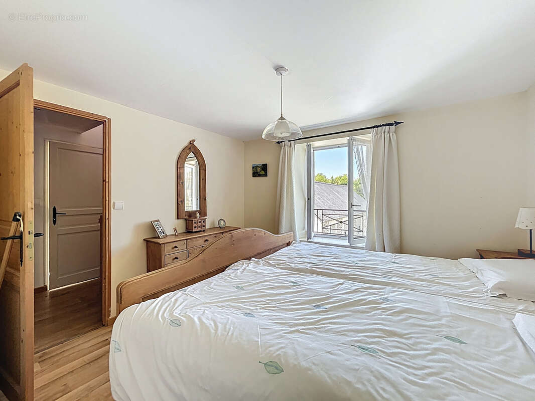 Maison à SAINT-SAUVEUR-LE-VICOMTE