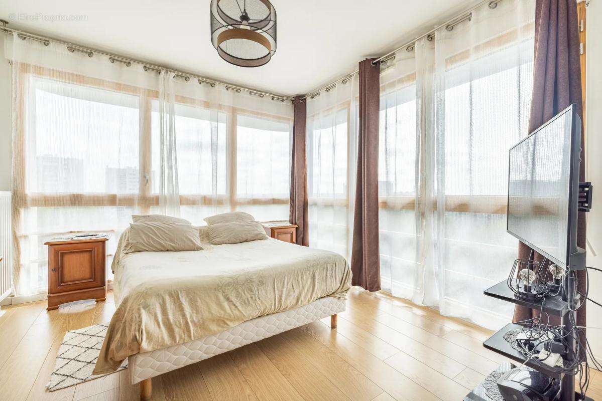 Appartement à THIAIS