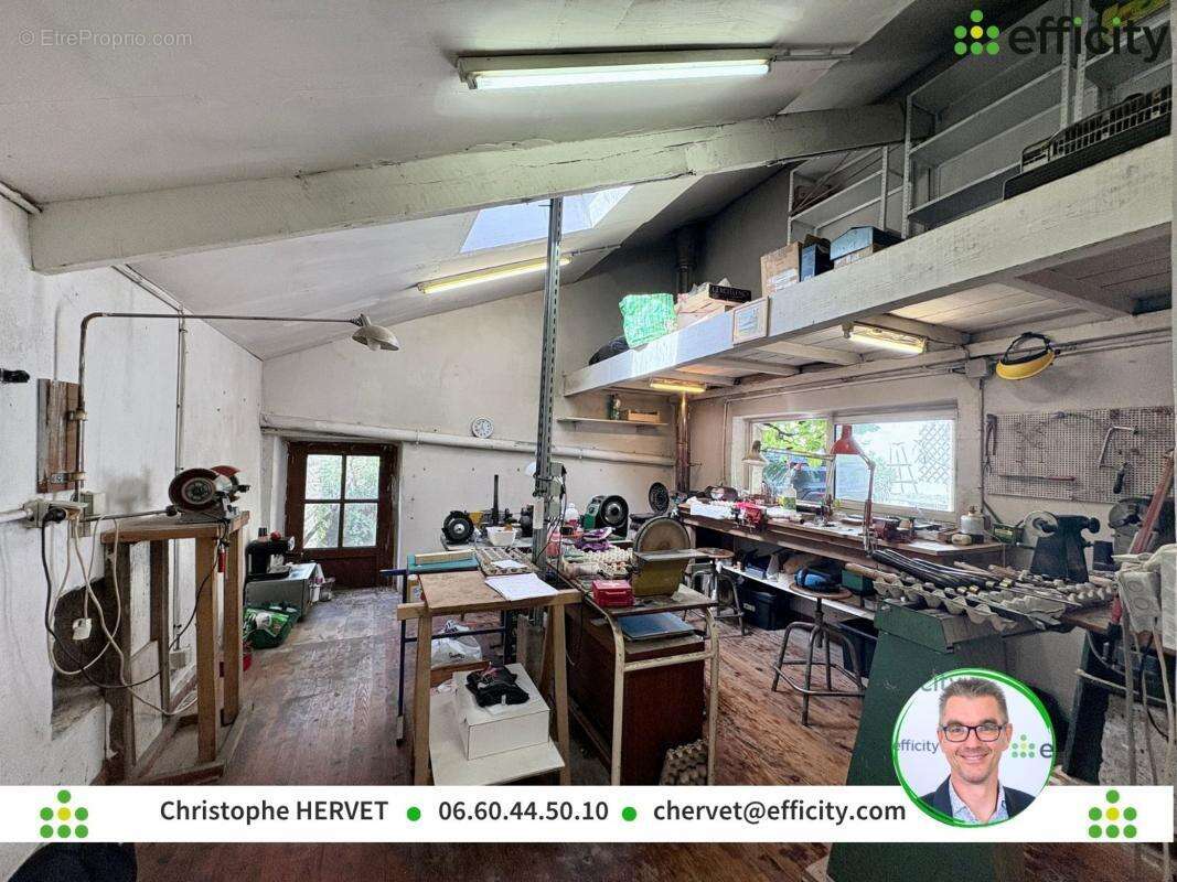 Maison 210 m² à Vindelle  - photo 20