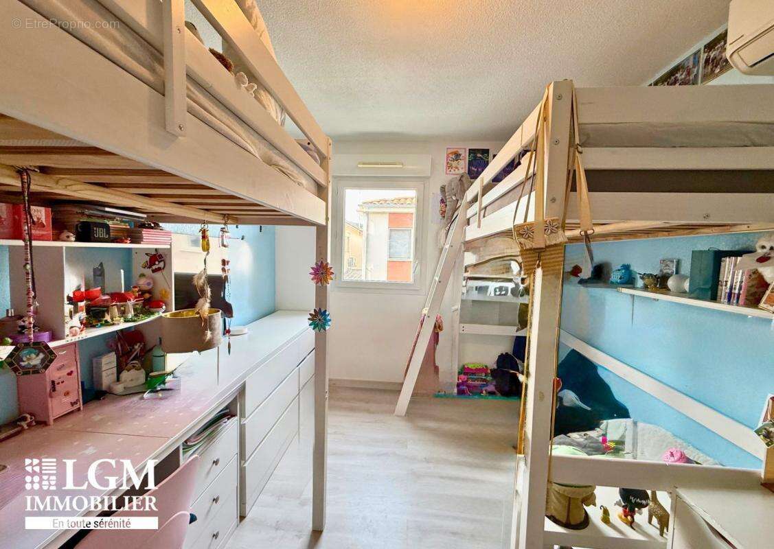 Maison à CHATEAUNEUF-LES-MARTIGUES