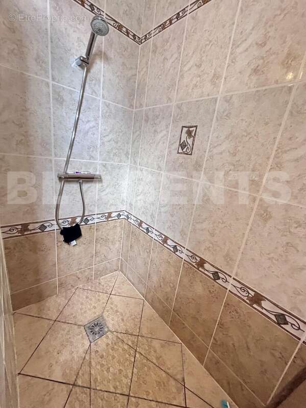 image00037 - Maison à COULOMMIERS