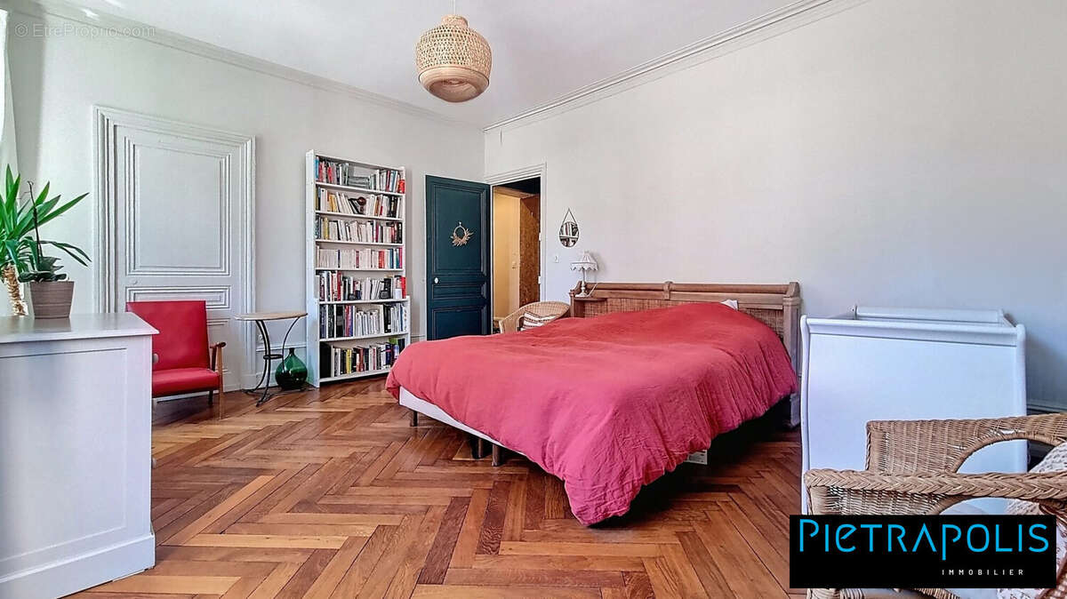 Appartement à TASSIN-LA-DEMI-LUNE
