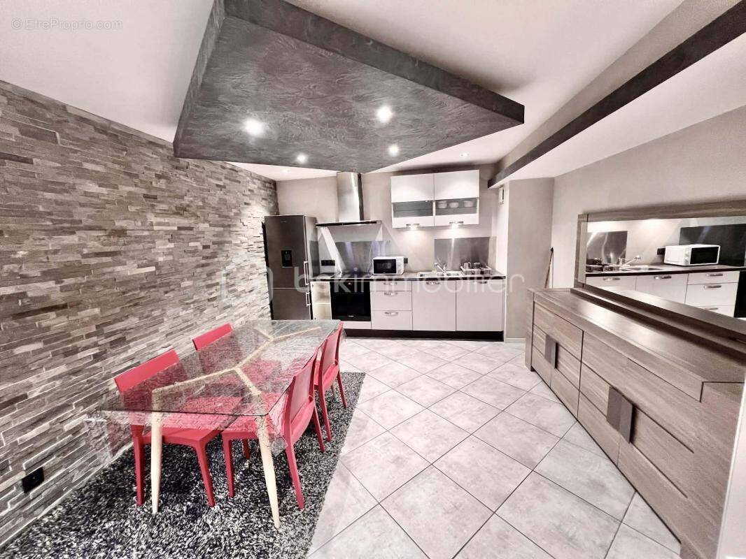 Appartement à SAINT-JEAN-DE-MAURIENNE