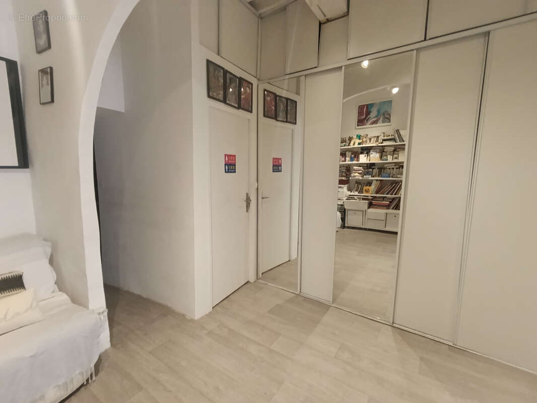 Appartement à MARSEILLE-2E