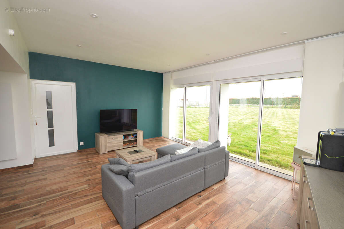 Maison à SAINT-PROUANT