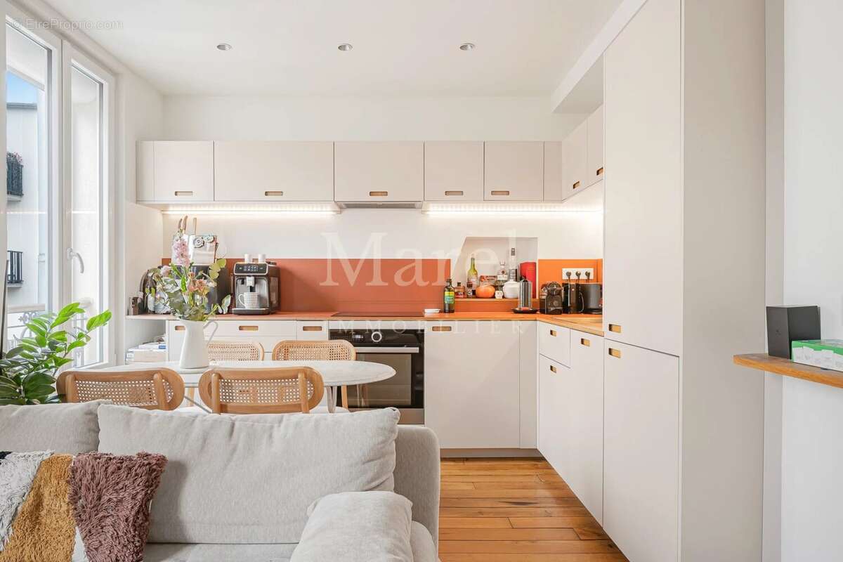 Appartement à PARIS-19E