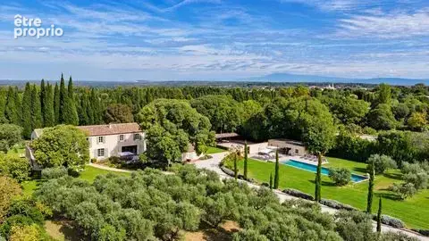 Photo Maison à Saint-Remy-De-Provence au prix de 5 900 000€