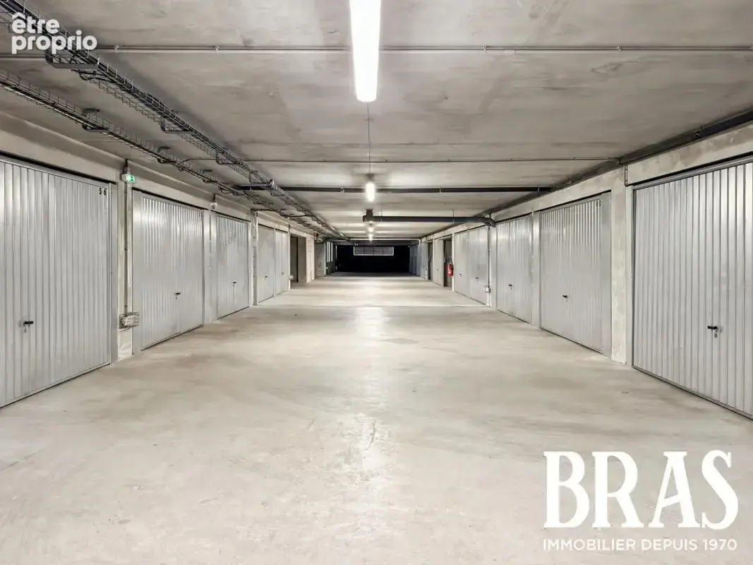 Appartement 4 chambres - balcon - double garage - photo 15