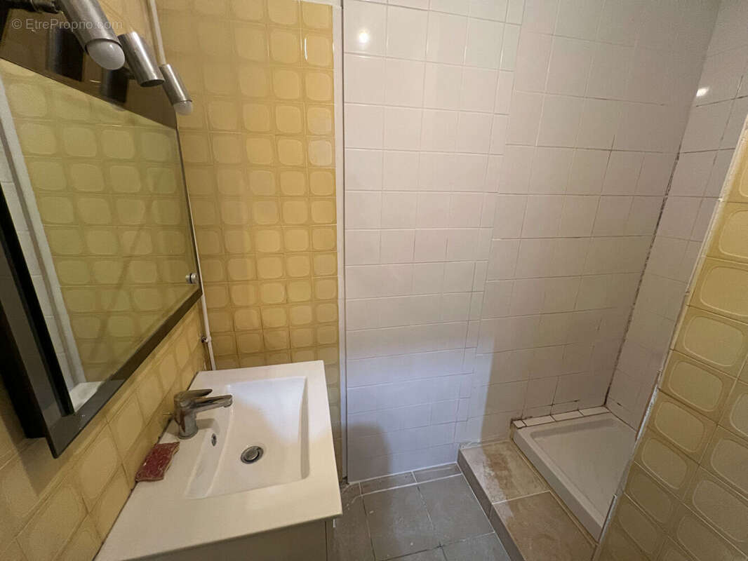 Appartement à MARSEILLE-2E