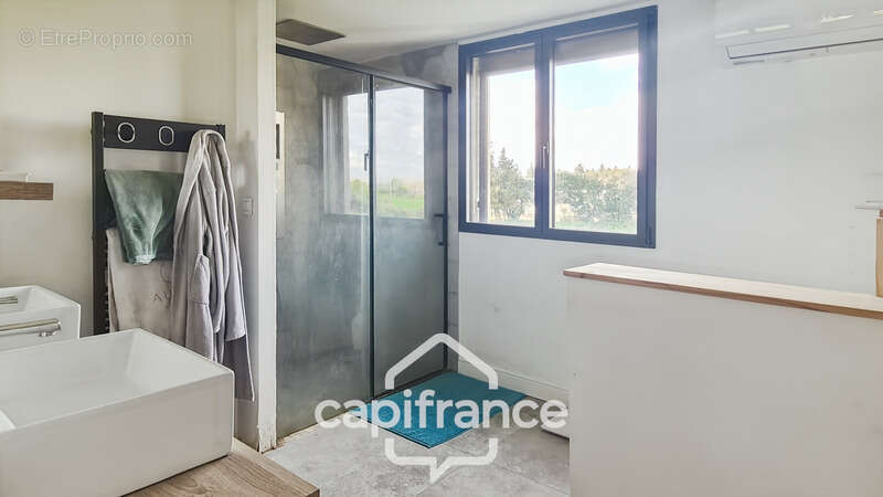 Maison à ROQUEMAURE