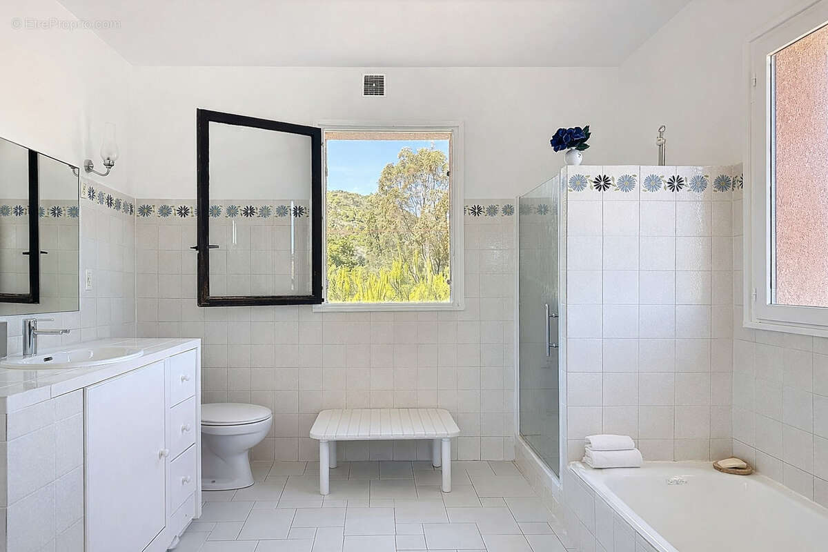 Maison à PORTO-VECCHIO