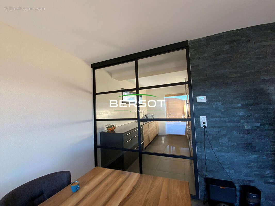 Appartement à VILLERS-LE-LAC