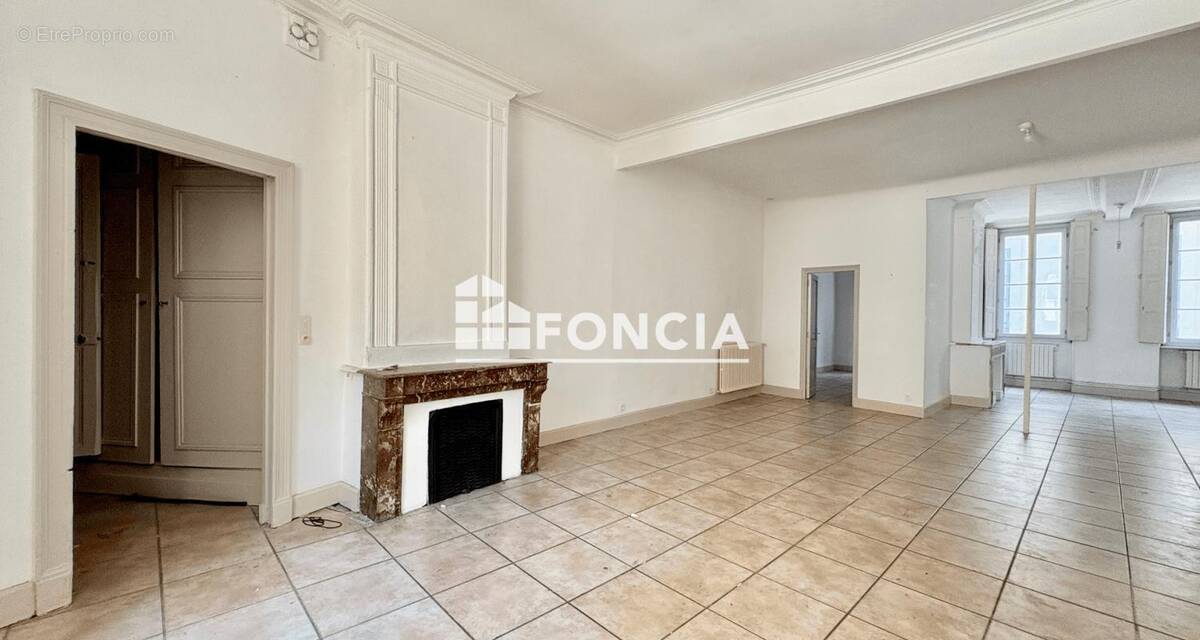Appartement à NIMES