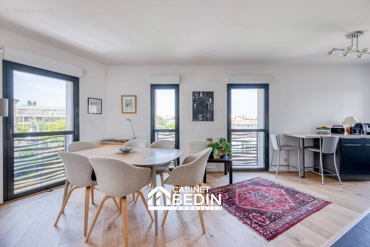 Appartement à LE BOUSCAT