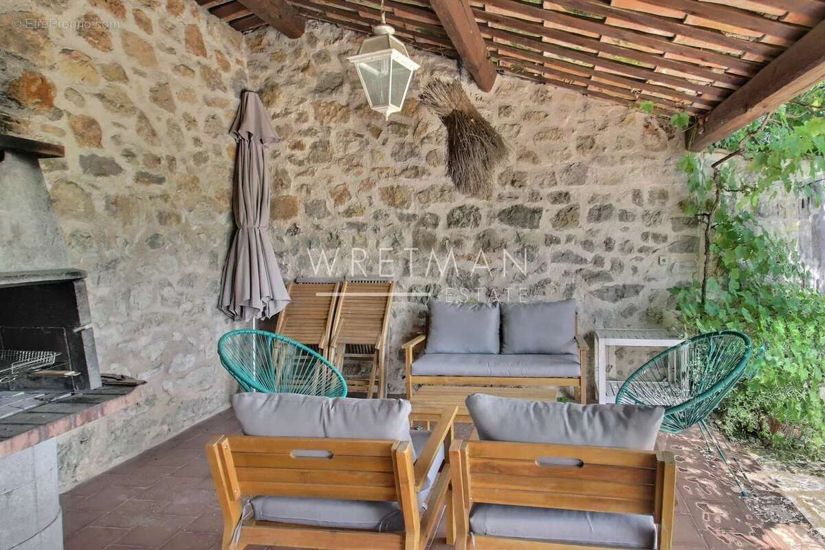 Maison à CALLIAN