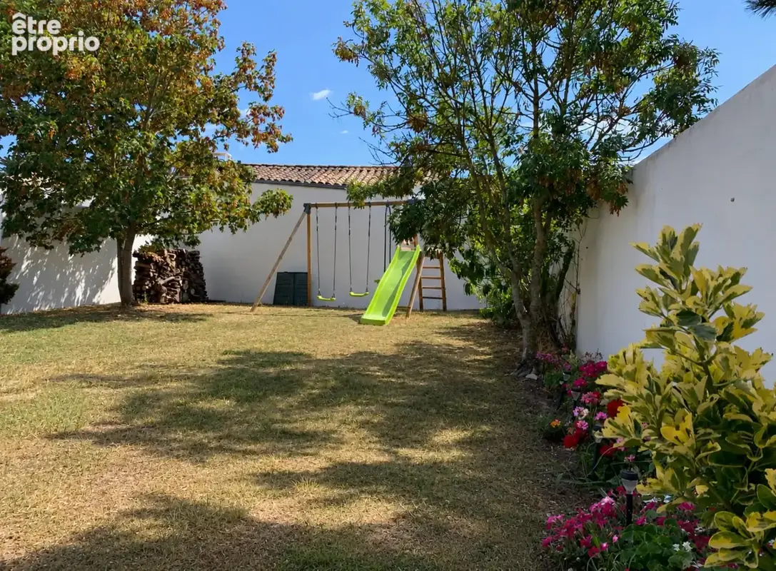 Maison à LE BOIS-PLAGE-EN-RE