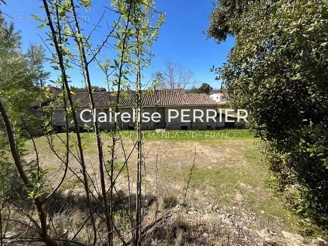 EXCLUSIVITÉ – PROPRIÉTÉ SAINT-ANTONIN-DU-VAR 100m2 habitables et 300m2 aménageables - photo 3