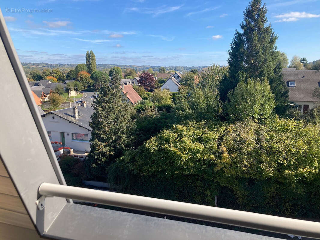 Appartement à PONT-L&#039;EVEQUE